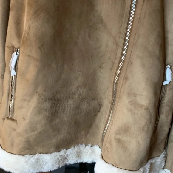 BOOHOOMAN, Vegan fur,  Luxurious men’s Motorcycle style jacket - Picture 3 of 5